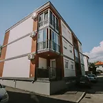 Διαμέρισμα Idila *