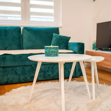 Apartment Idila