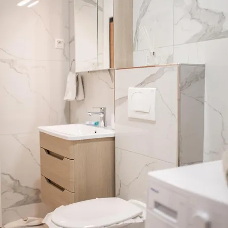 Apartment Idila